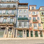 Guestready - Trendy 2-bed Flat W/ Seaview In Lapa Апартаменти *