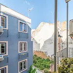 Апартаменти Guestready - Trendy 2-bed Flat W/ Seaview In Lapa *