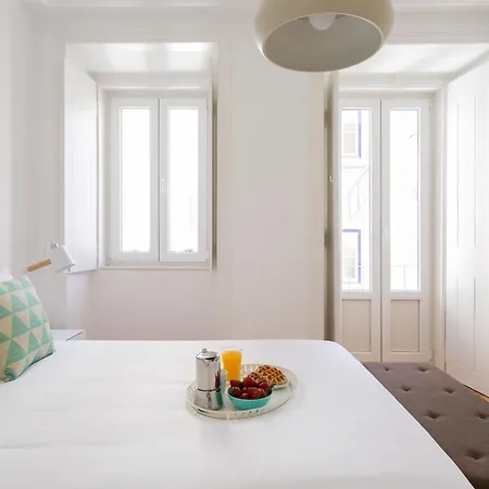 Altido New And Trendy 2-bed Flat With Seaview In Lapa Lägenhet Lisboa