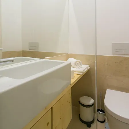 Altido New And Trendy 2-bed Flat With Seaview In Lapa Lägenhet